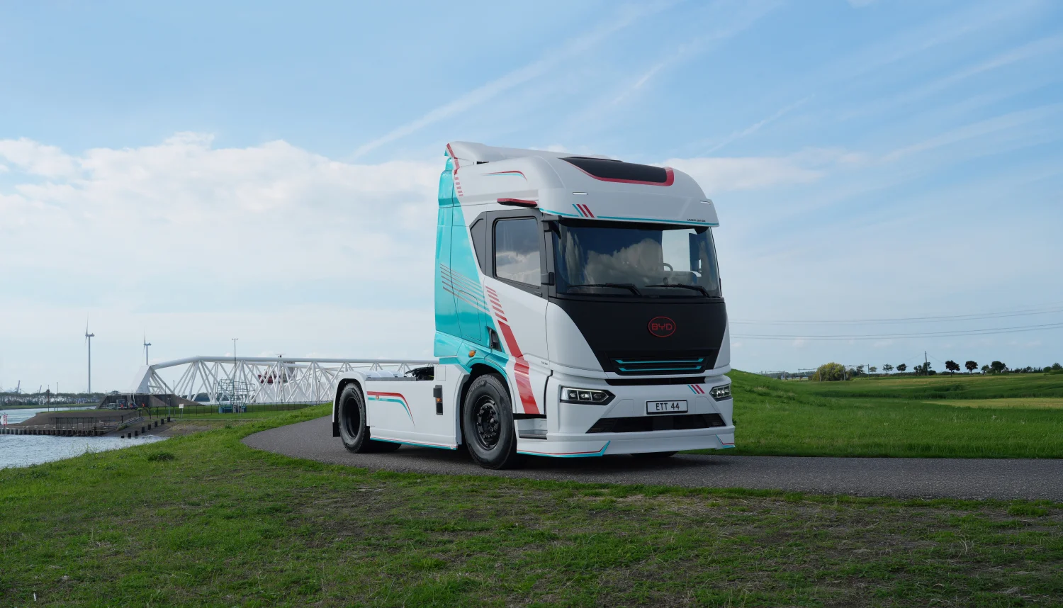 Caminhão BYD ET44 100% Elétrico: O Futuro do Transporte Sustentável